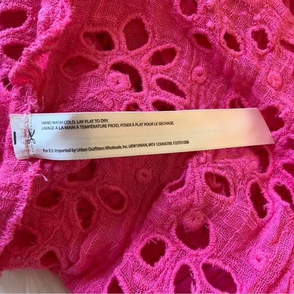 Free People One Perla Pink Eyelet Off Shoulder Blouse Crop Top XS NWOT - Picture 10 of 12